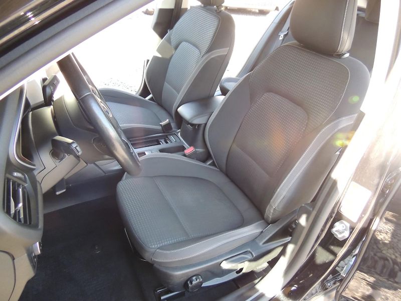 Ford Focus (2020) Combi 1.0i,92kw,ČR,1.majitel - fotka 24 z 44