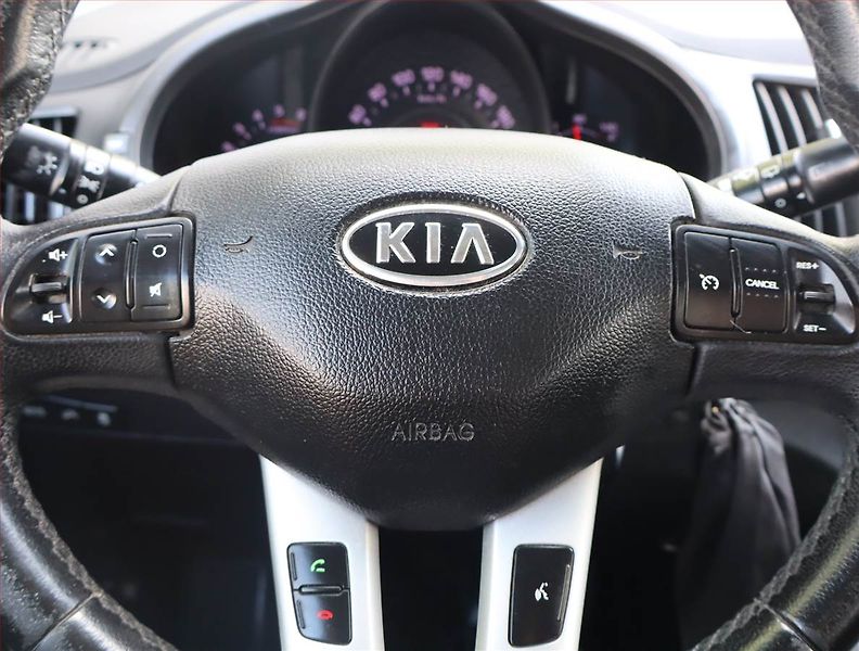 Kia Sportage (2011) Gold 2.0 CRDi, 4X4, Automat - fotka 16 z 17