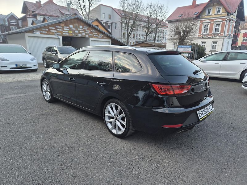 Seat Leon ST FR 2,0TDi 110kw DSG 18ALU - fotka 4 z 43