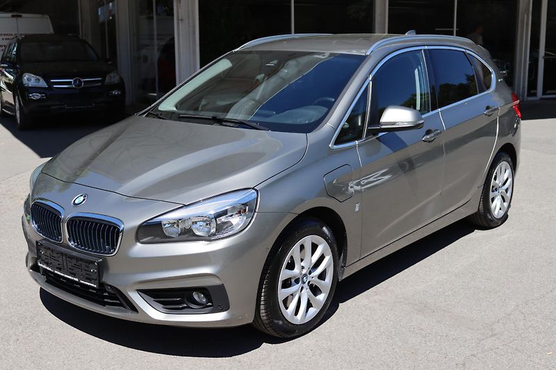BMW Řada 2 225xe iPERFORMANCE F45 165kW - fotka 17 z 50