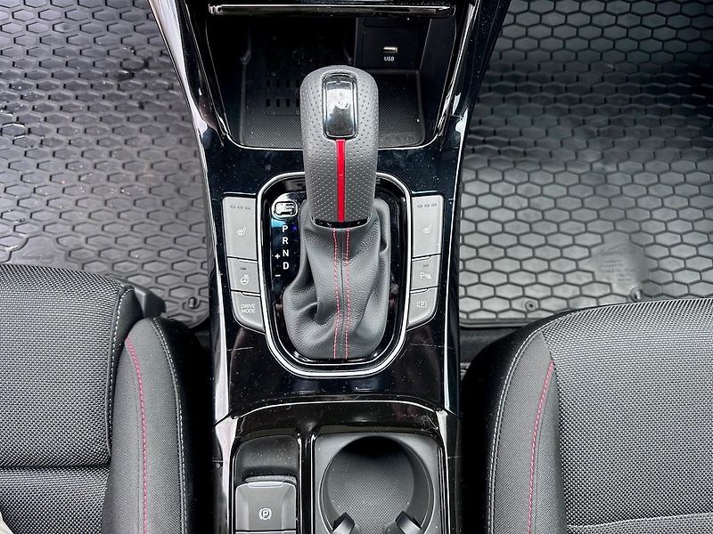 Hyundai i30 1,5 T-GDI N Line - fotka 5 z 12