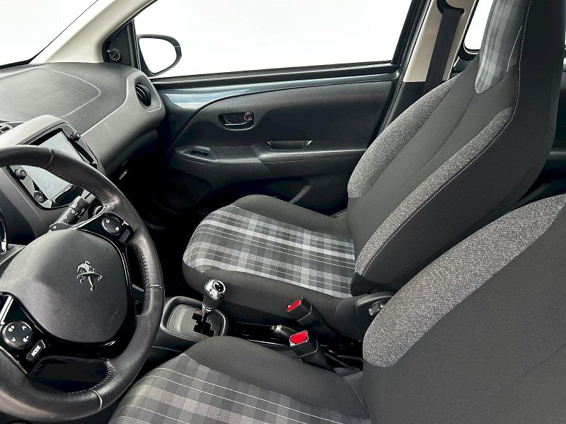 Peugeot 108 (2019) 1.0 VTi 53kW ETG5 ACTIVE - fotka 21 z 31