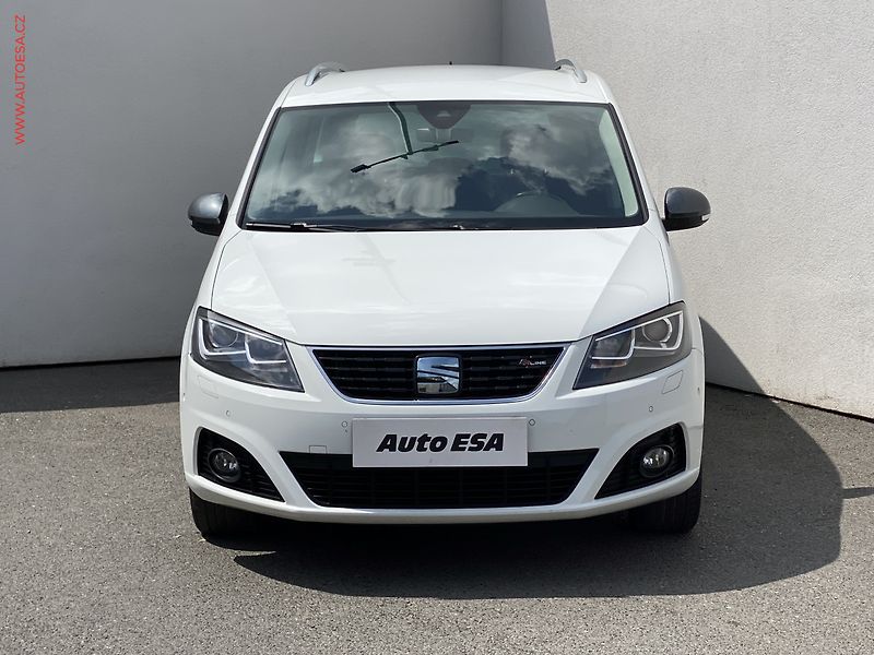 Seat Alhambra (2020) 2.0 TDi, FR-line, DSG, LED - fotka 2 z 18
