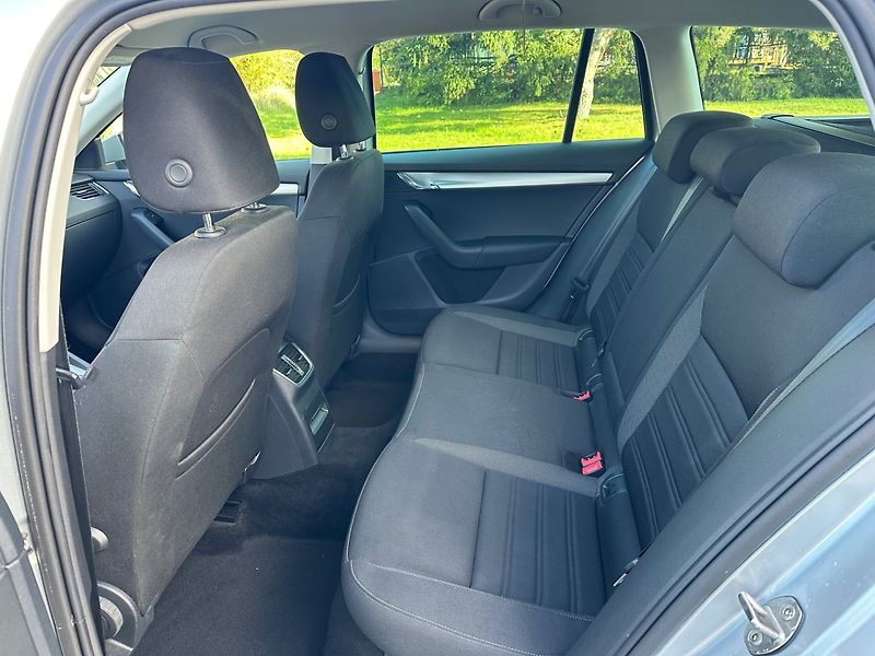 Škoda Octavia (2018) 1.6TDi NOVÉ ROZVODY, APP,NAVI - fotka 16 z 17