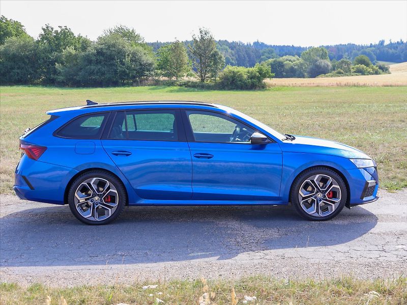 Škoda Octavia 2,0 TDI 147kW DSG 4x4 RS DPH - fotka 8 z 41