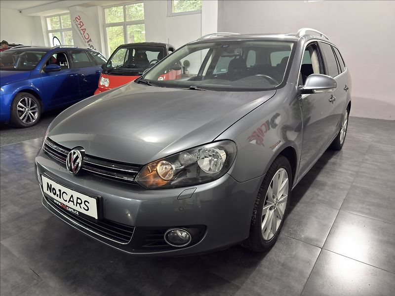 Volkswagen Golf 1,4   TSI HIGHLINE PANORAMA - fotka 3 z 28
