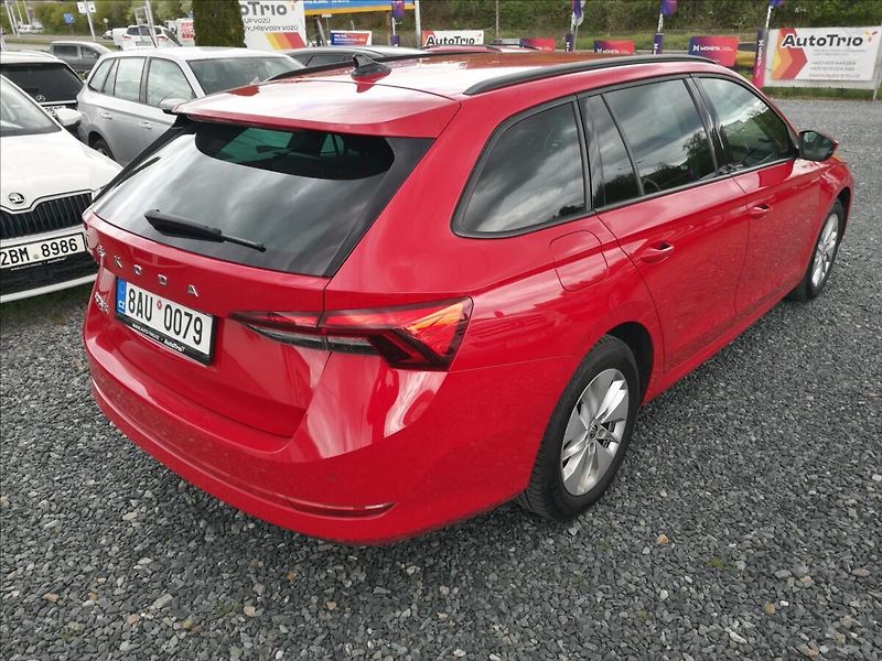 Škoda Octavia 2,0 TDI DSG 1.majitel - fotka 3 z 16
