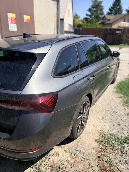 Škoda Octavia (2023) Sportline 1,5 TSI e-TEC - fotka 3 z 17
