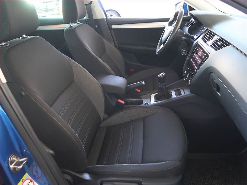 Škoda Octavia (2020) Style 1.5 TSI, Tempomat - fotka 9 z 16