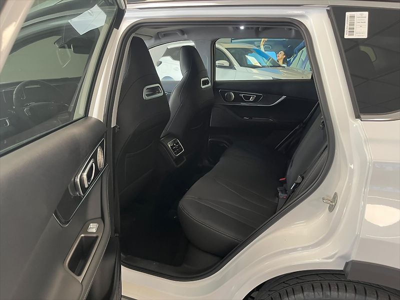 Chery Tiggo 7 PHEV (2026) 1,5   Unique - fotka 10 z 12