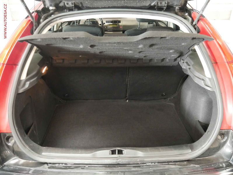 Citroën C4 (2006) 1.6i, AC, temp. - fotka 7 z 18