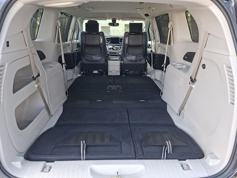 Chrysler Pacifica (2018) 3,6L,Top výbava, REZERVACE - fotka 24 z 44