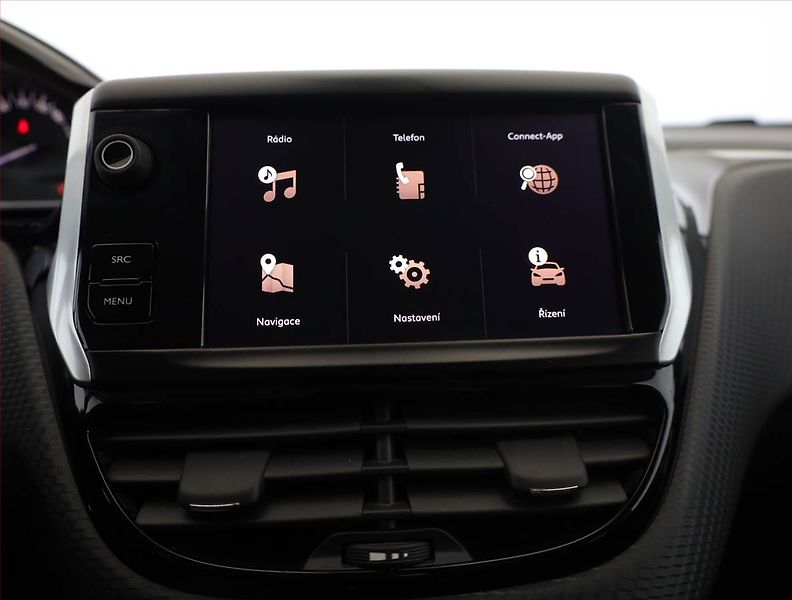 Peugeot 2008 (2018) 1.2 PureTech, ČR,1.maj, Kůže - fotka 13 z 16