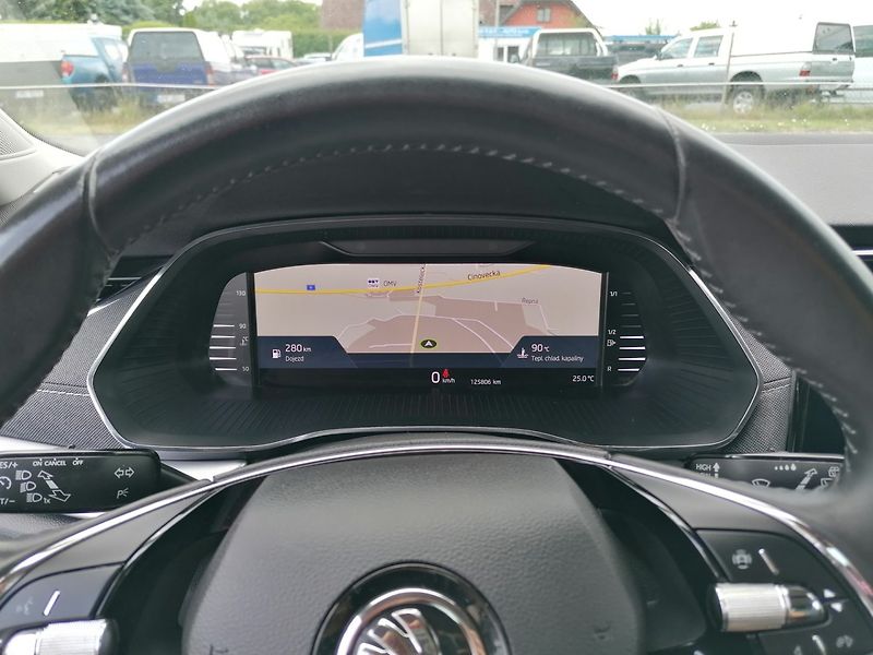 Škoda Octavia (2020) 1.5 TSi Style MATRIX KŮŽE - fotka 11 z 33