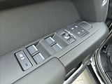 Land Rover Defender (2026) 3,0 110 X-DYNAMIC SE D250 - náhled 12