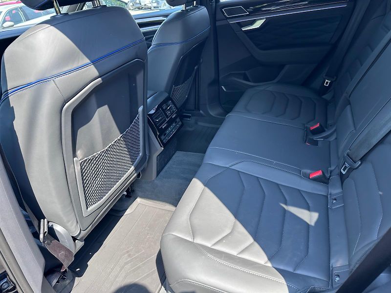 Volkswagen Touareg R 3.0 TSI 250kW - fotka 18 z 21