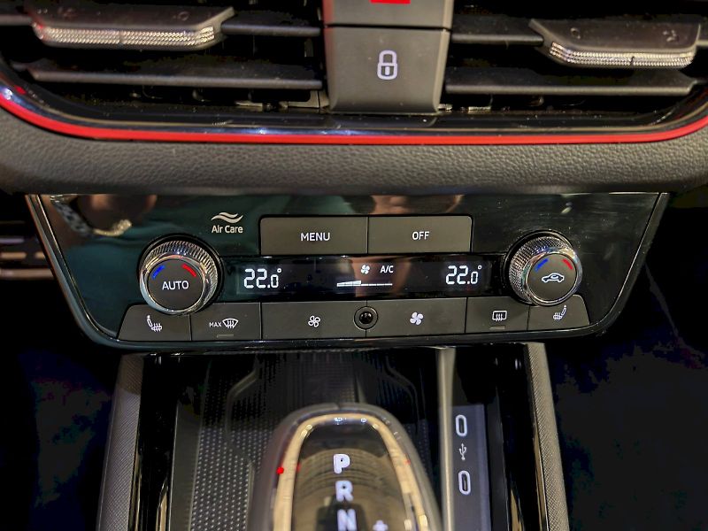 Škoda Scala (2025) 1.0 TSI 85 kW DSG Monte Carlo - fotka 17 z 29