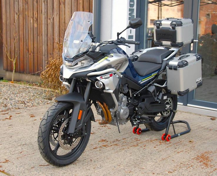 CFMOTO 800 MT (2026) 800MT Sport - fotka 10 z 25