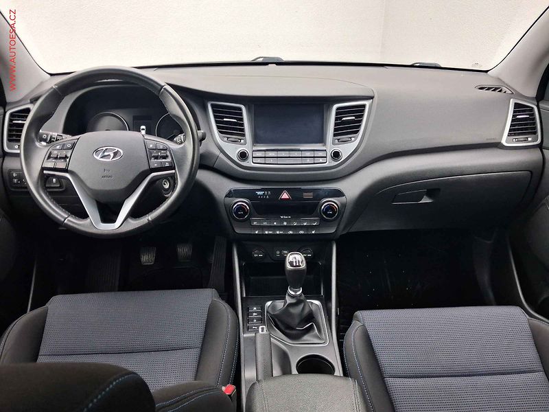 Hyundai Tucson (2016) 1.6 GDi, Navi, kamera - fotka 8 z 17