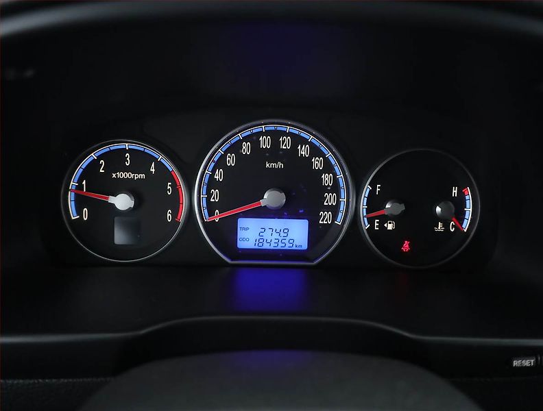 Hyundai Santa Fe (2008) 2.2 CRDi, 4X4, Serv.kniha - fotka 9 z 14