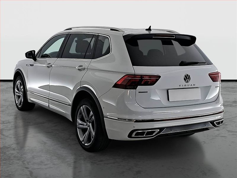 Volkswagen Tiguan Allspace (2022) R-Line 2.0 TSI - fotka 4 z 22