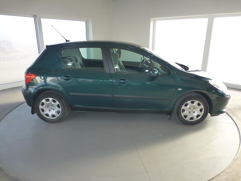 Peugeot 307 (2006) 1,6I-80KW*KLIMA**VYHŘ.SEDADLA* - fotka 4 z 24