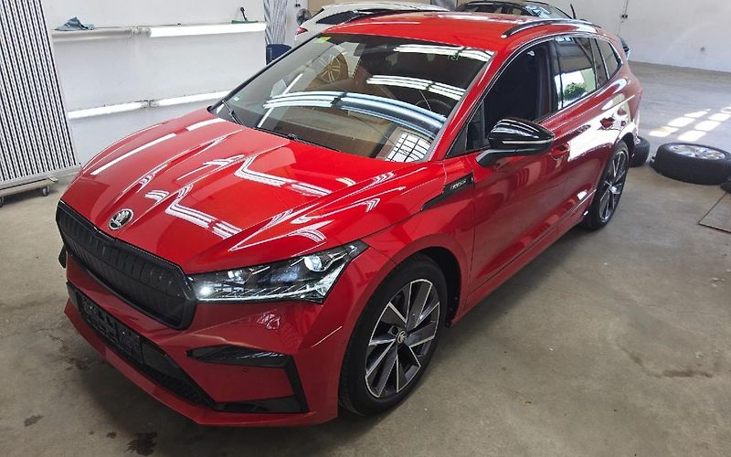 Škoda Enyaq iV80 SPORTLINE SOH 96% - fotka 1 z 8