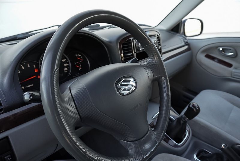 Suzuki Grand Vitara XL-7 - fotka 16 z 45