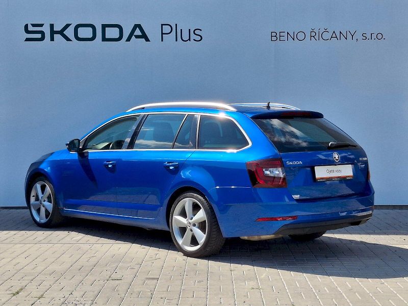 Škoda Octavia (2019) Combi Style Plus DSG 2,0TSi 14 - fotka 11 z 34