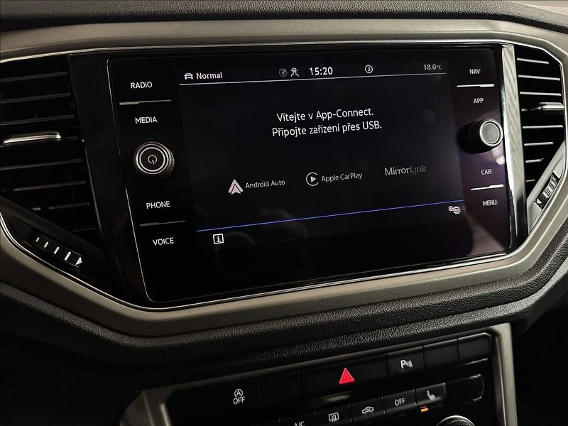 Volkswagen T-Roc 2.0TSI 140kW DSG ACC 4MOTION - fotka 21 z 37