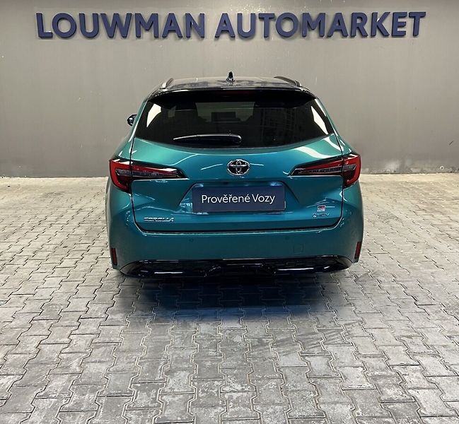 Toyota Corolla 2,0 HYBRID AT GR SPORT JBL - fotka 16 z 18