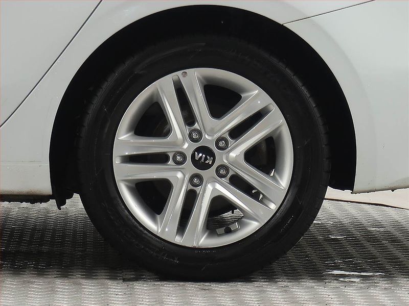Kia Ceed (2021) 1.4 T-GDI, ČR,1.maj - fotka 14 z 18