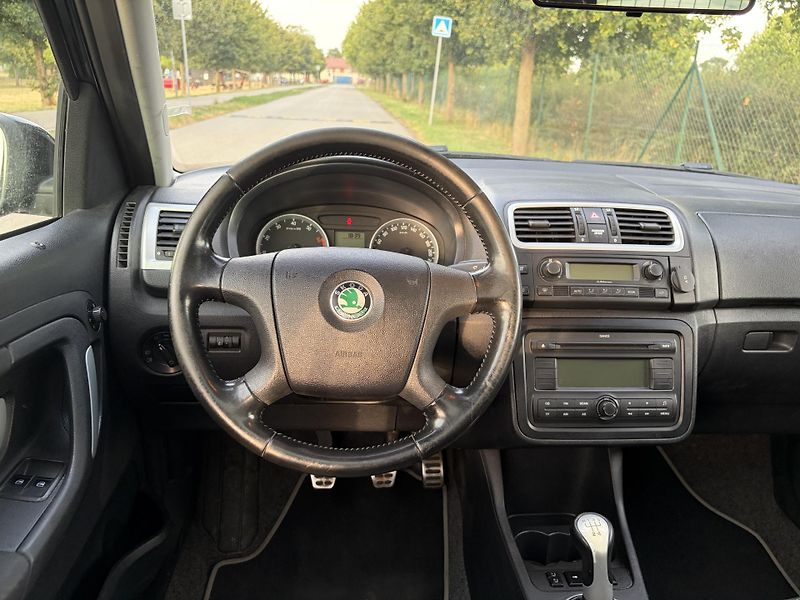 Škoda Roomster 1.6 Scout Plus Edition - fotka 13 z 13