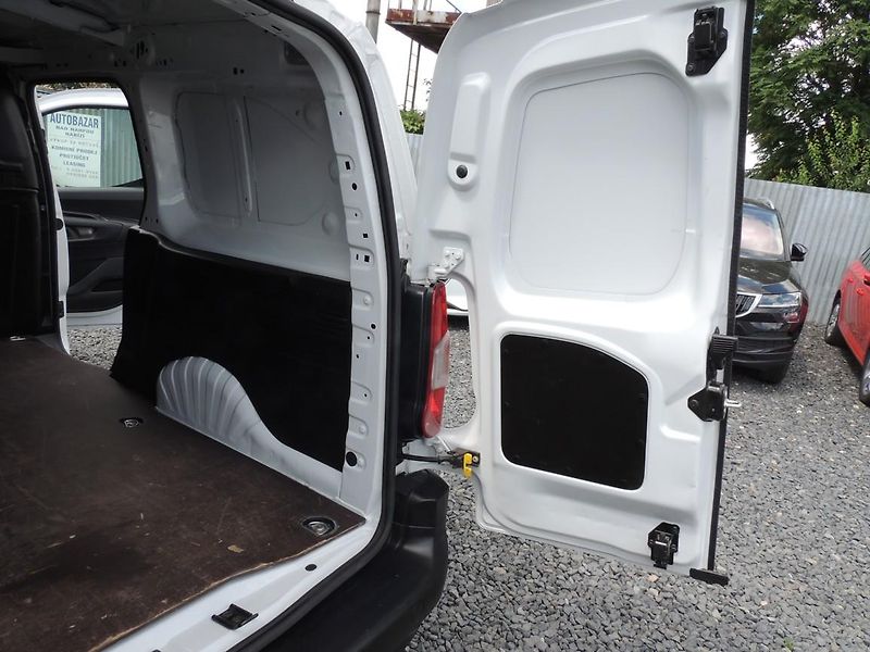 Fiat Dobló cargo (2023) 1.5HDi,L2,ČR,1.majitel - fotka 16 z 28