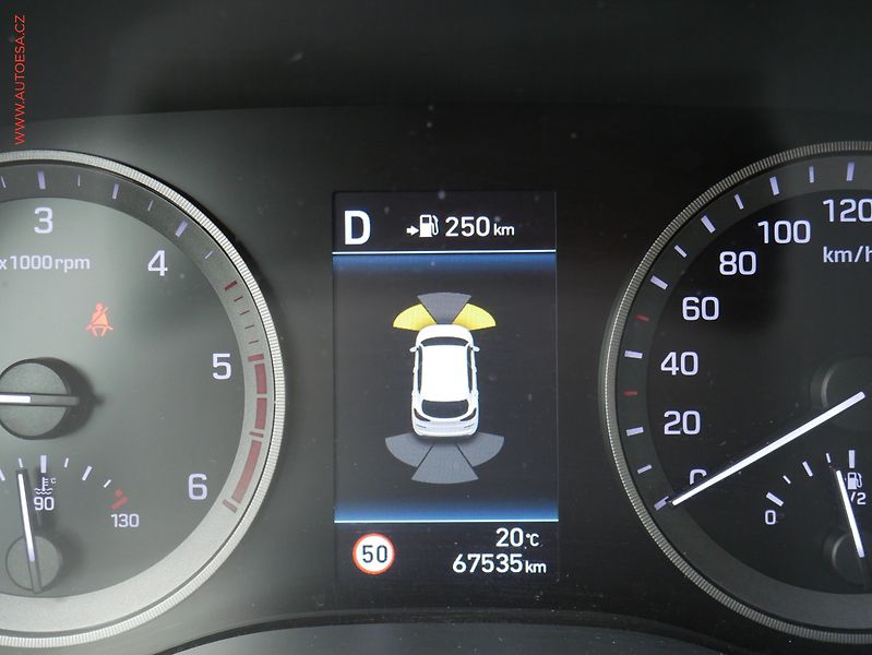 Hyundai Tucson (2019) 2.0CRDi 4x4, 1.maj,ČR, N - fotka 20 z 25