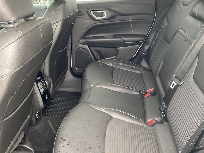 Jeep Compass (2024) 1,6 Limited MT6 (96kW) NM - fotka 10 z 34