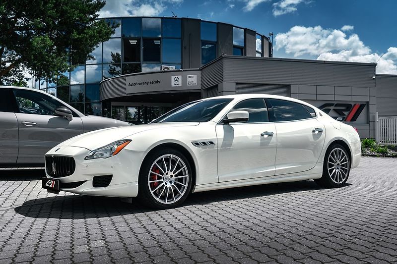 Maserati Quattroporte GTS V8 530PS - fotka 25 z 25