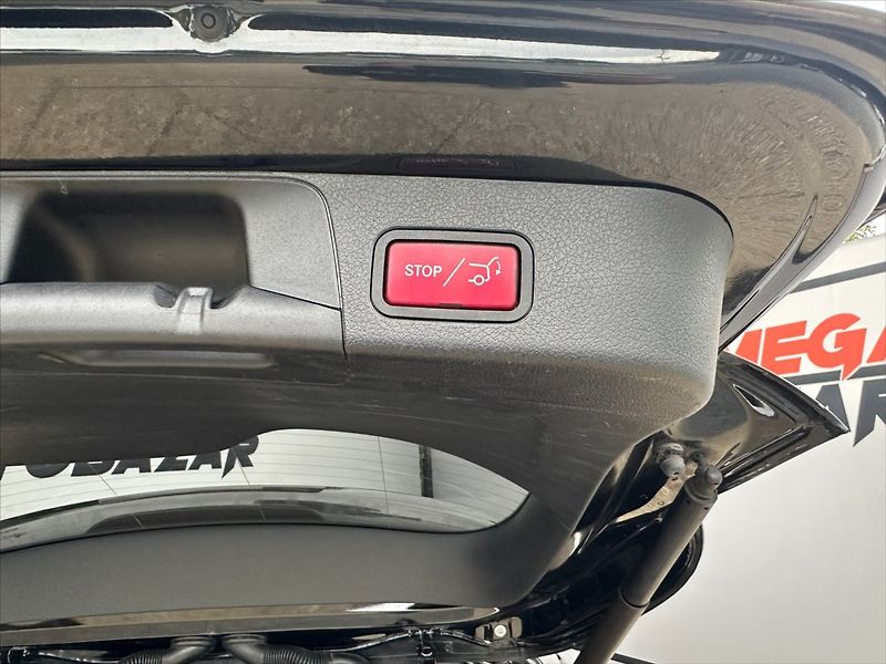 Mercedes-Benz GLB 2,0 200d 110kW, navi, kamera - fotka 16 z 43