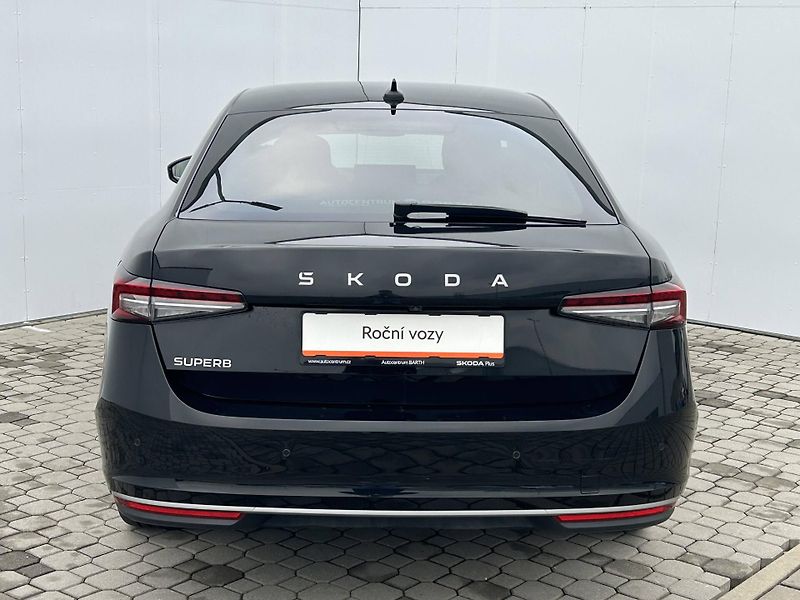 Škoda Superb L&K 7DSG 2,0TDI - fotka 24 z 26