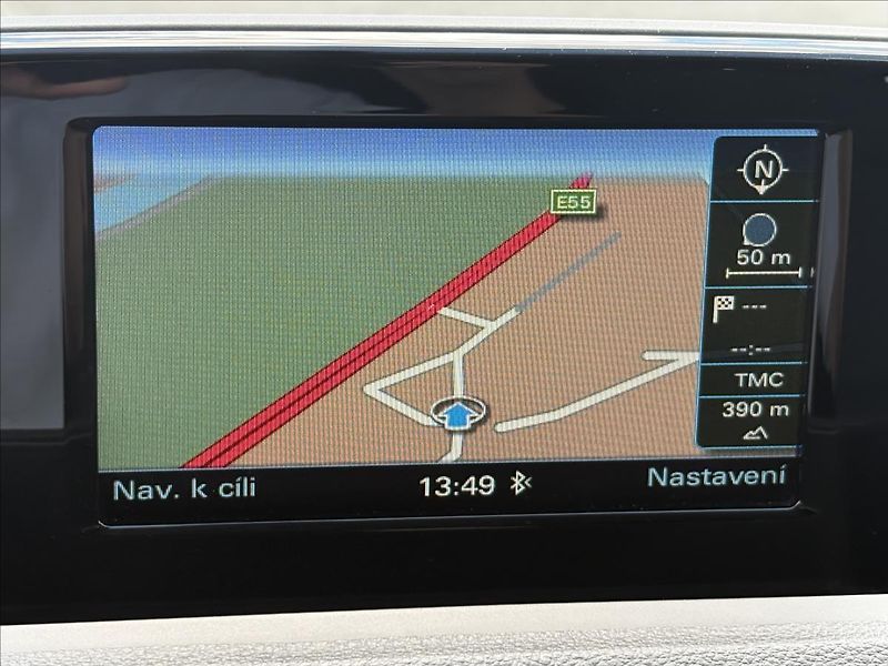 Audi Q3 2,0 TDi110kW,S-tr,Led,Nav,Výhř - fotka 17 z 31