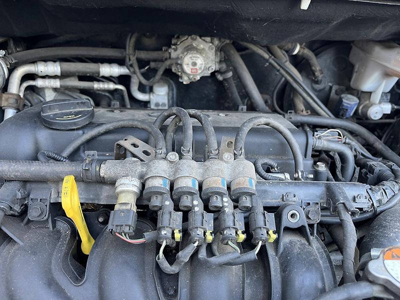 Hyundai ix20 1,4i  /LPG/1.maj./ČR /servis - fotka 27 z 33