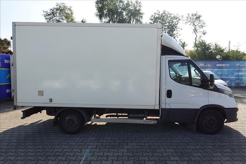 Iveco Daily 3,0 HPT  35S18 SKŘÍŇ MRAZÁK -2 - fotka 6 z 24