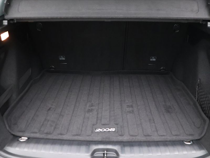 Peugeot 2008 1,2 PT 110k Active Klima CZ - fotka 10 z 28
