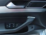 Volkswagen Passat (2016) 2.0 TDI, Automat, Kůže, Navi - náhled 17