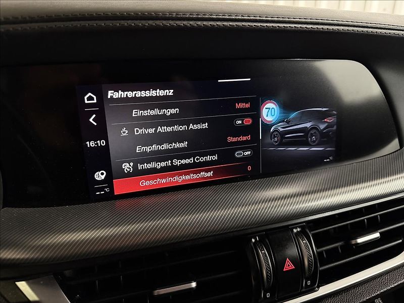 Alfa Romeo Stelvio VELOCE 206kW Q4 PANO TAŽNÉ R21 - fotka 21 z 43