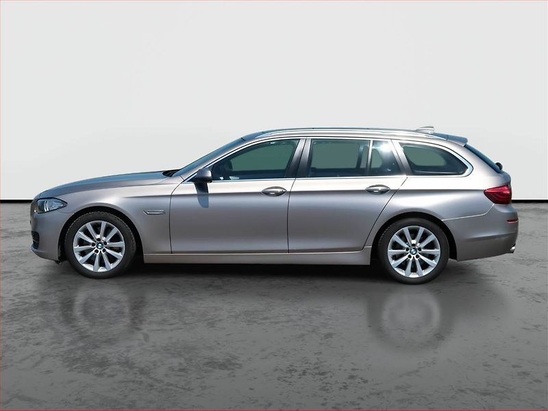 BMW Řada 5 (2016) 525d xDrive, 4X4, Automat - fotka 3 z 14