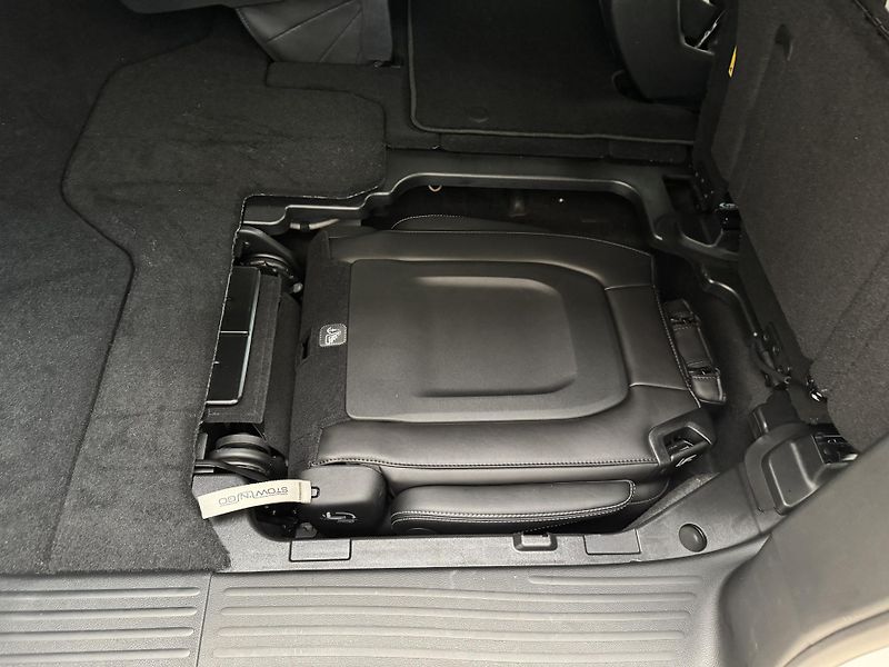 Chrysler Pacifica Grand Caravan SXT - fotka 21 z 57