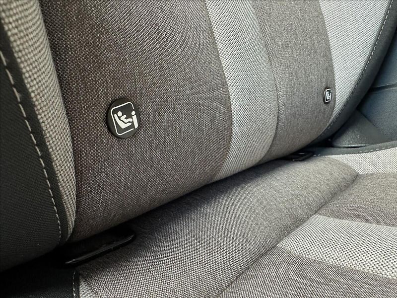 Škoda Enyaq 80 Family Plus Matrix Assist - fotka 19 z 49