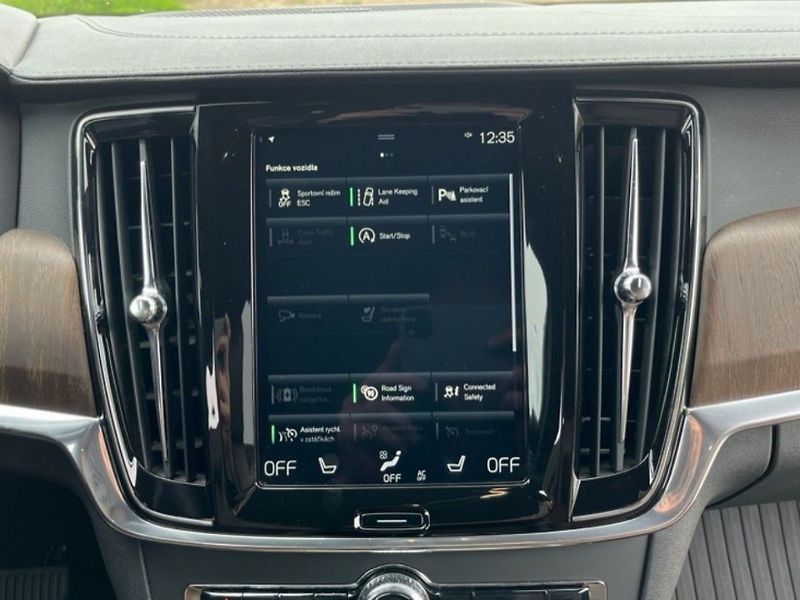 Volvo V90 2,0D,173kW,1MAJ,CZ,AWDSvoboda - fotka 10 z 14