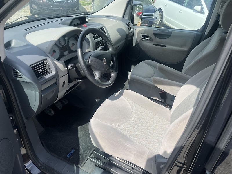 Fiat Scudo (2009) 2.0 HDi 140MJ   8-Míst Long  - fotka 10 z 20